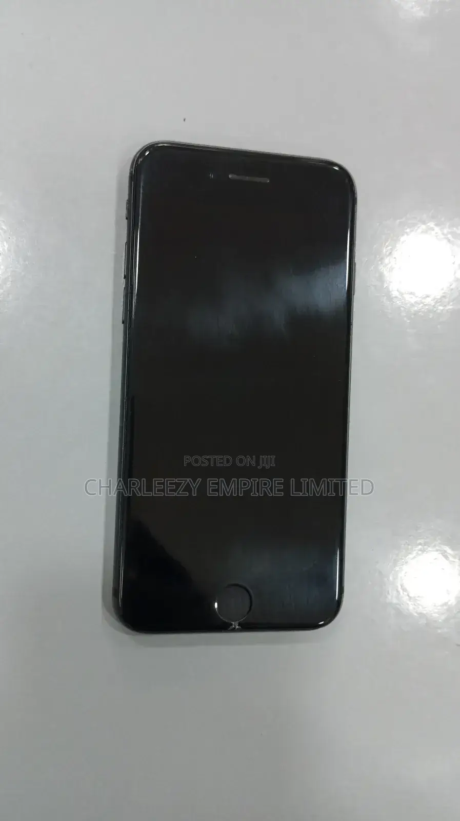 Apple iPhone 8 64 GB Black