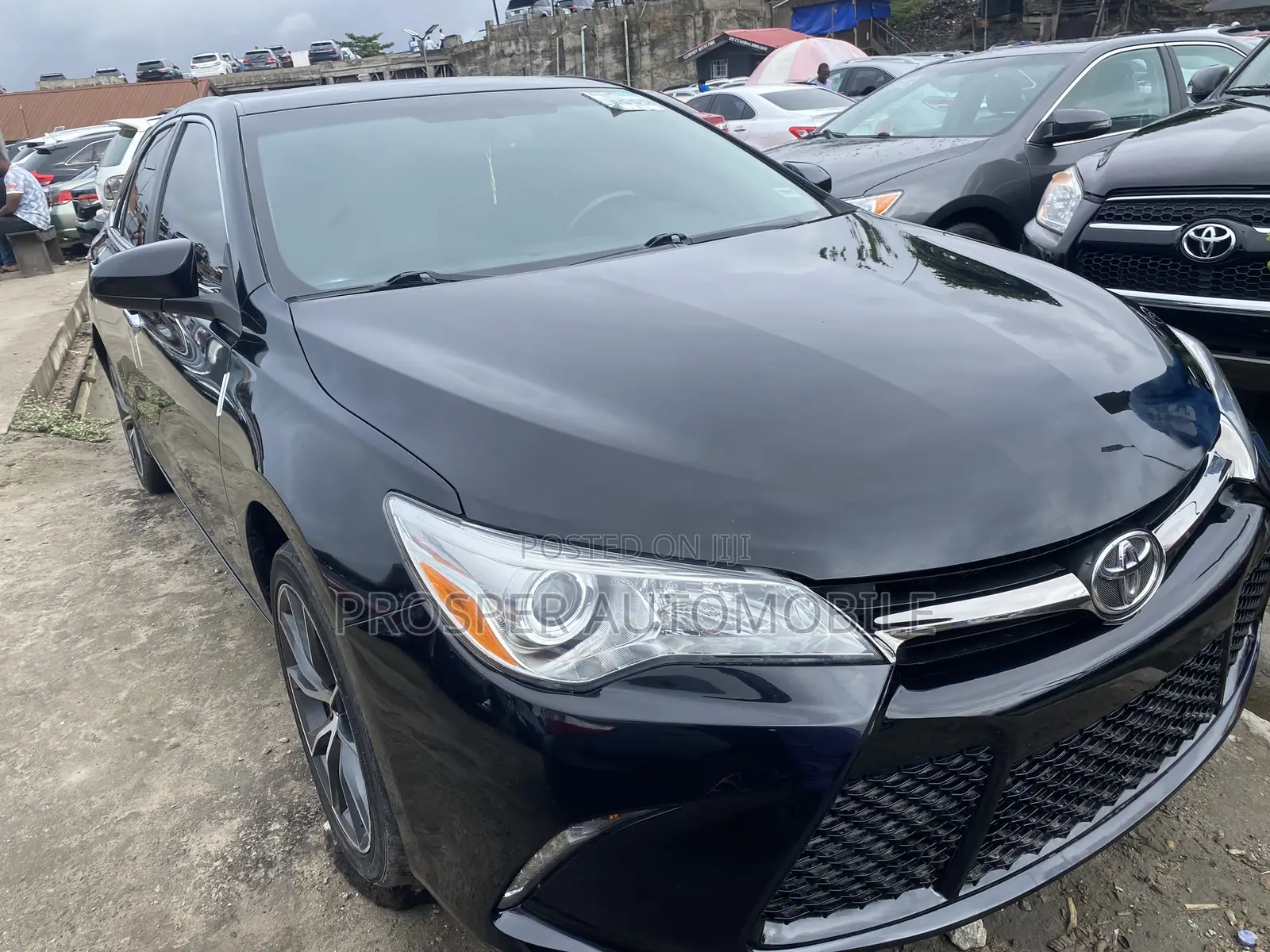 Toyota Camry 2016 Black
