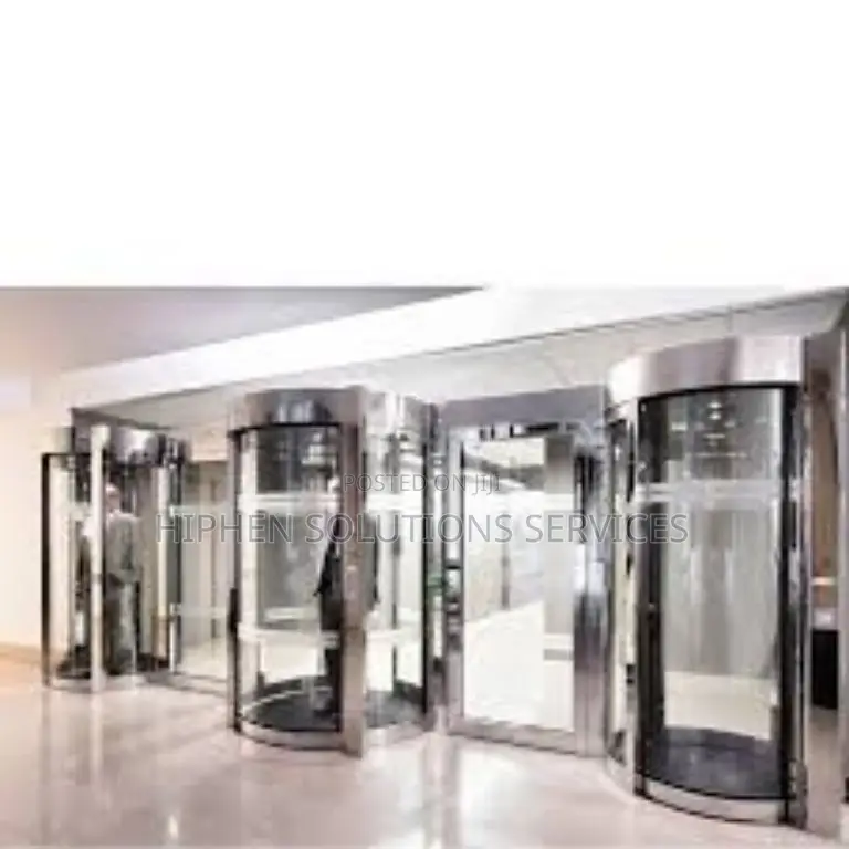 Revolving Door for Office Hotel