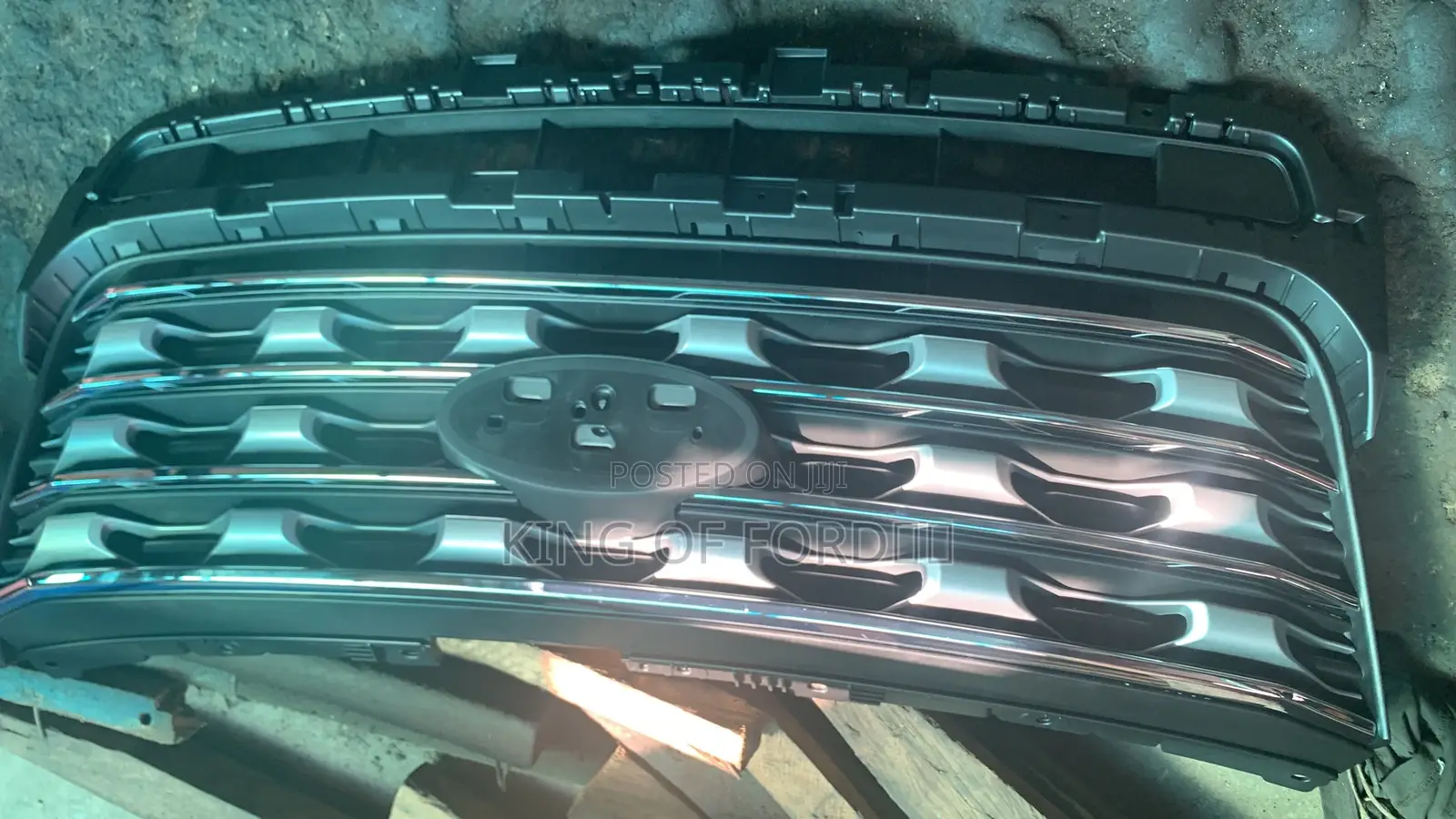 Ford Explorer 2018 Front Grill
