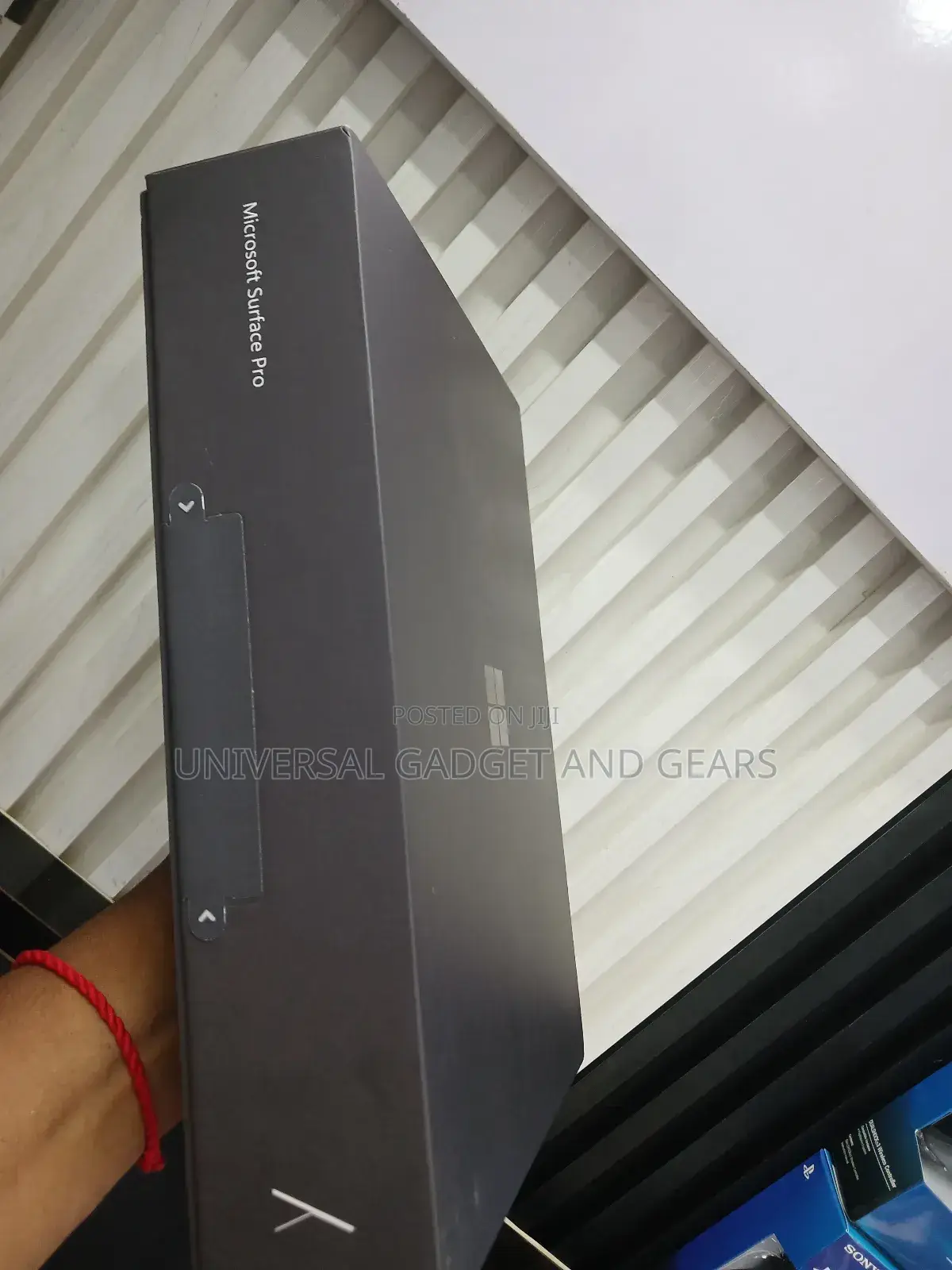 New Microsoft Surface Pro 11th Edition, a Copilot+ PC 16GB SSD 512GB