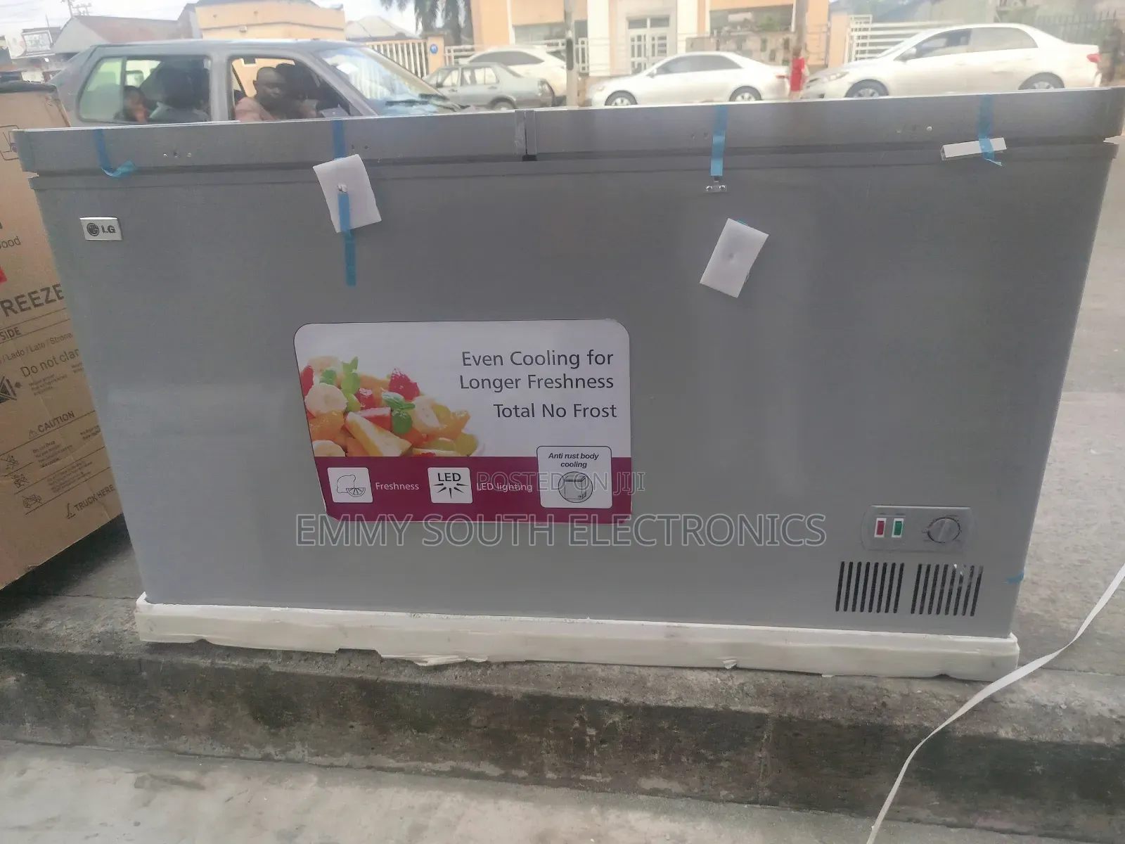 LG Chest Deep Freezer 600L
