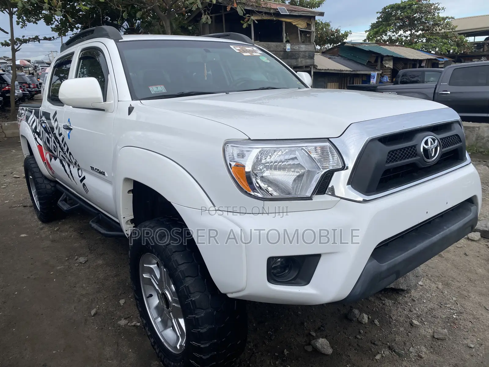 Toyota Tacoma 2013 White