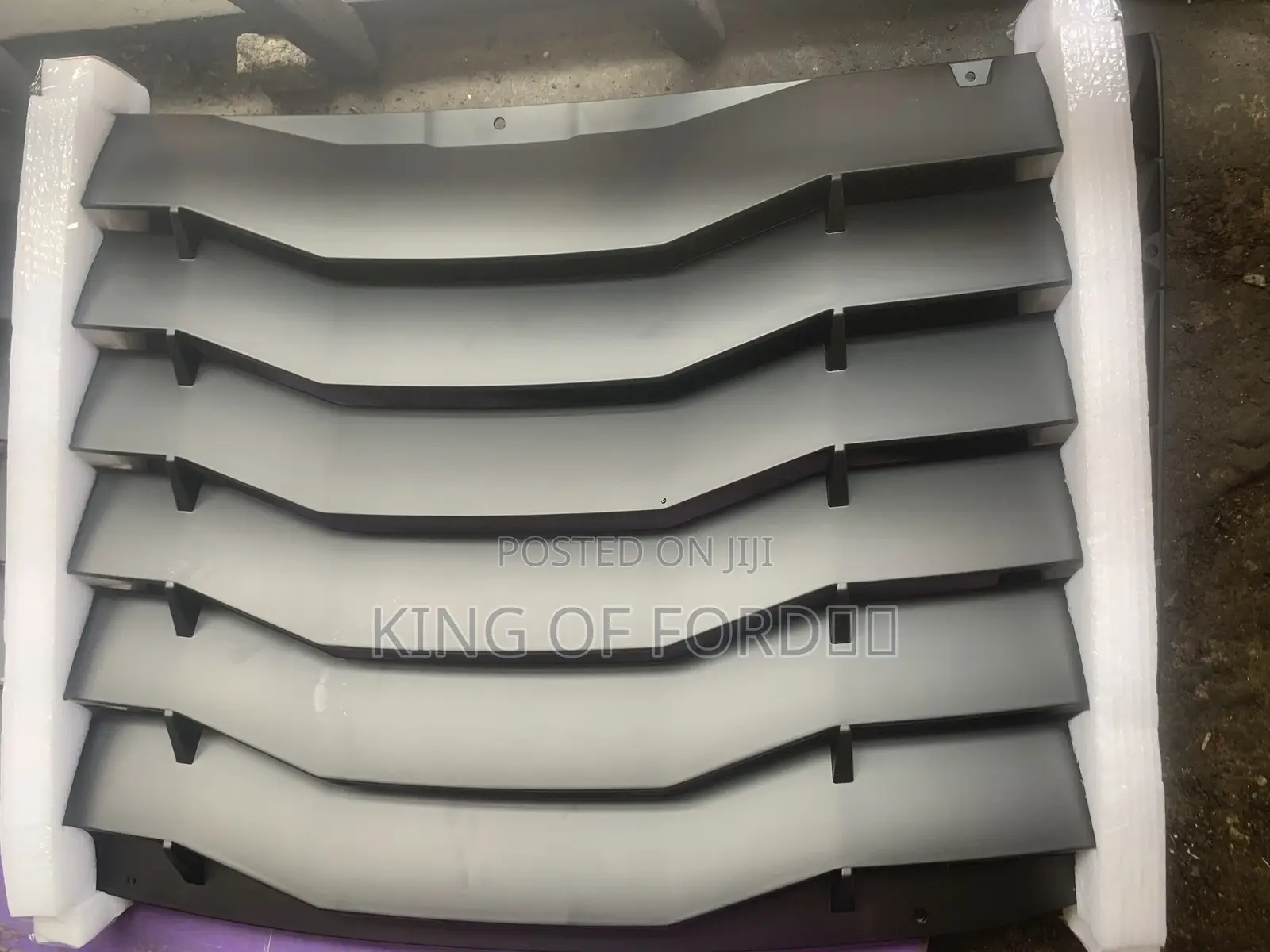 Chevrolet Camaro Or Ford Mustang Sun Shade Cover Vent