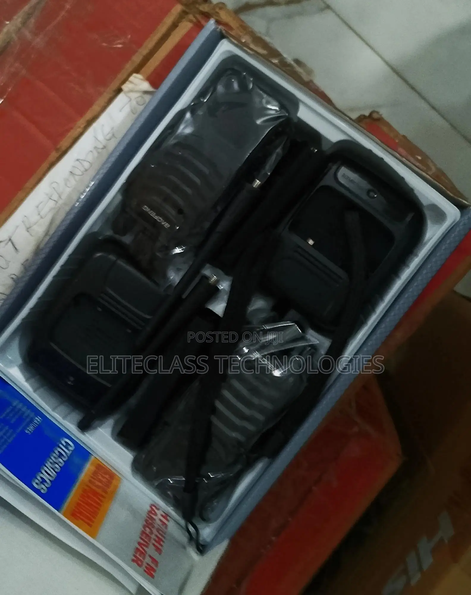 BAOFENG BF-888S 2-way Portable Handheld Walkie Talkie Radio