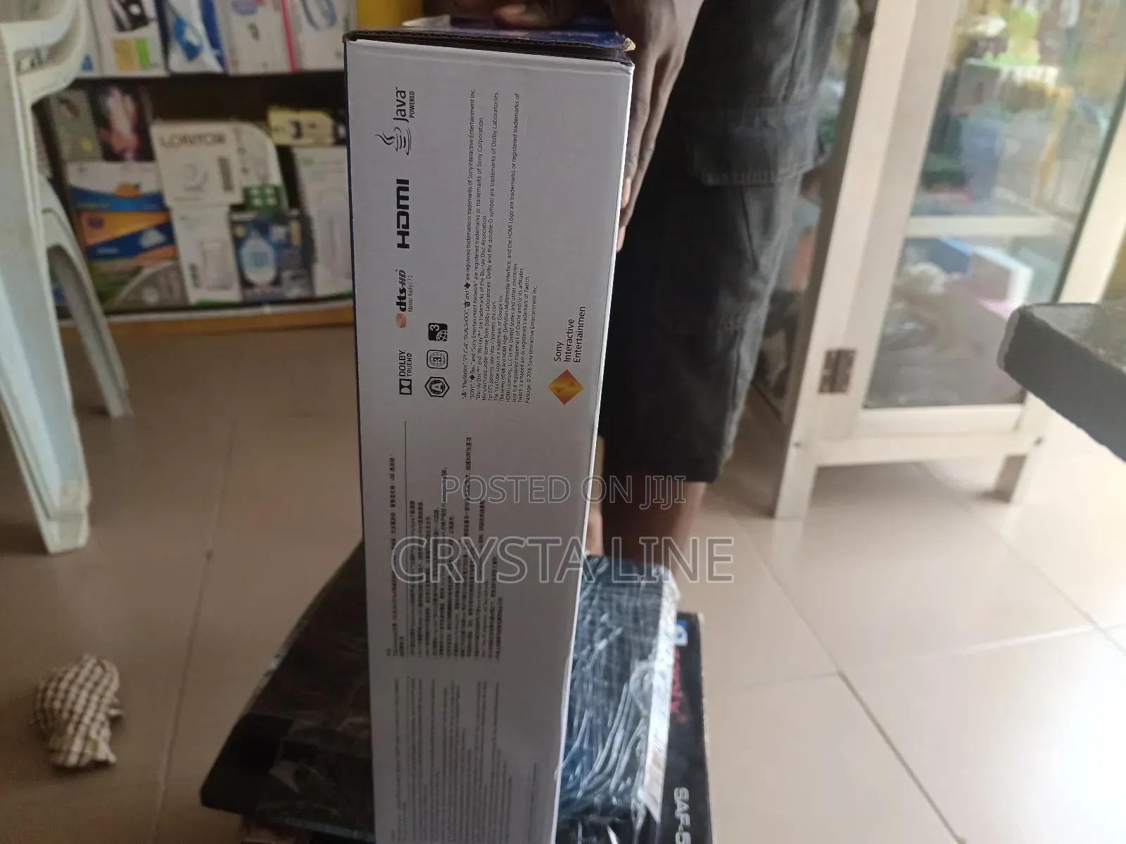 Brand New Ps4 Station With One Controller,500gb .
