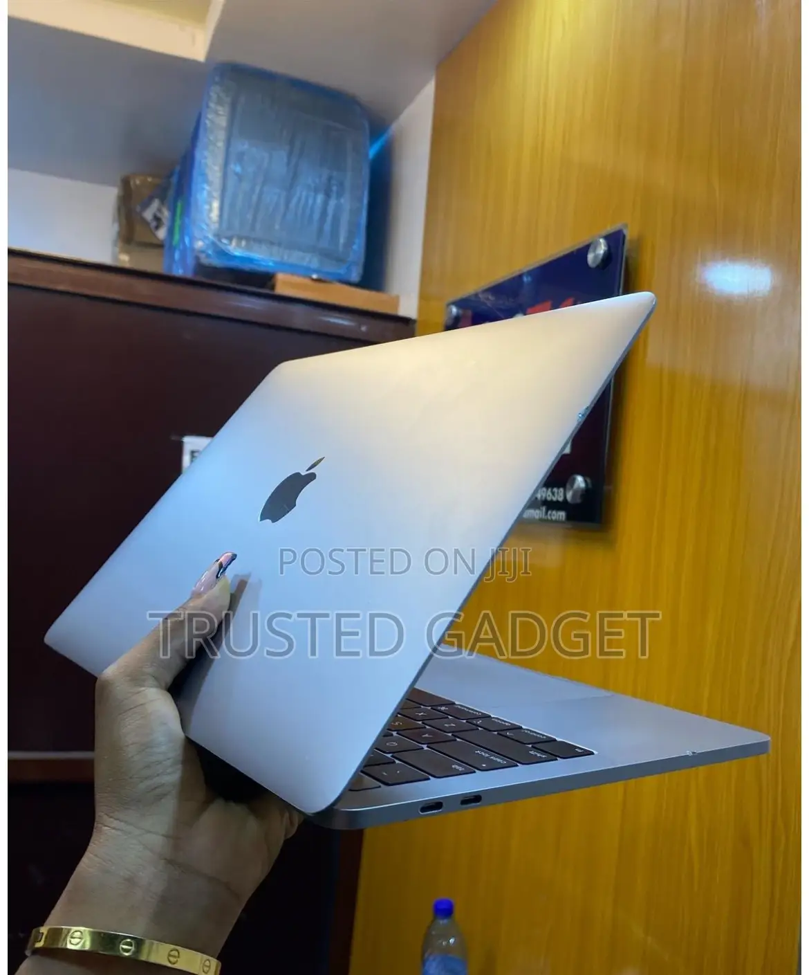 Laptop Apple MacBook Pro 2019 16GB Intel Core I5 SSD 256GB