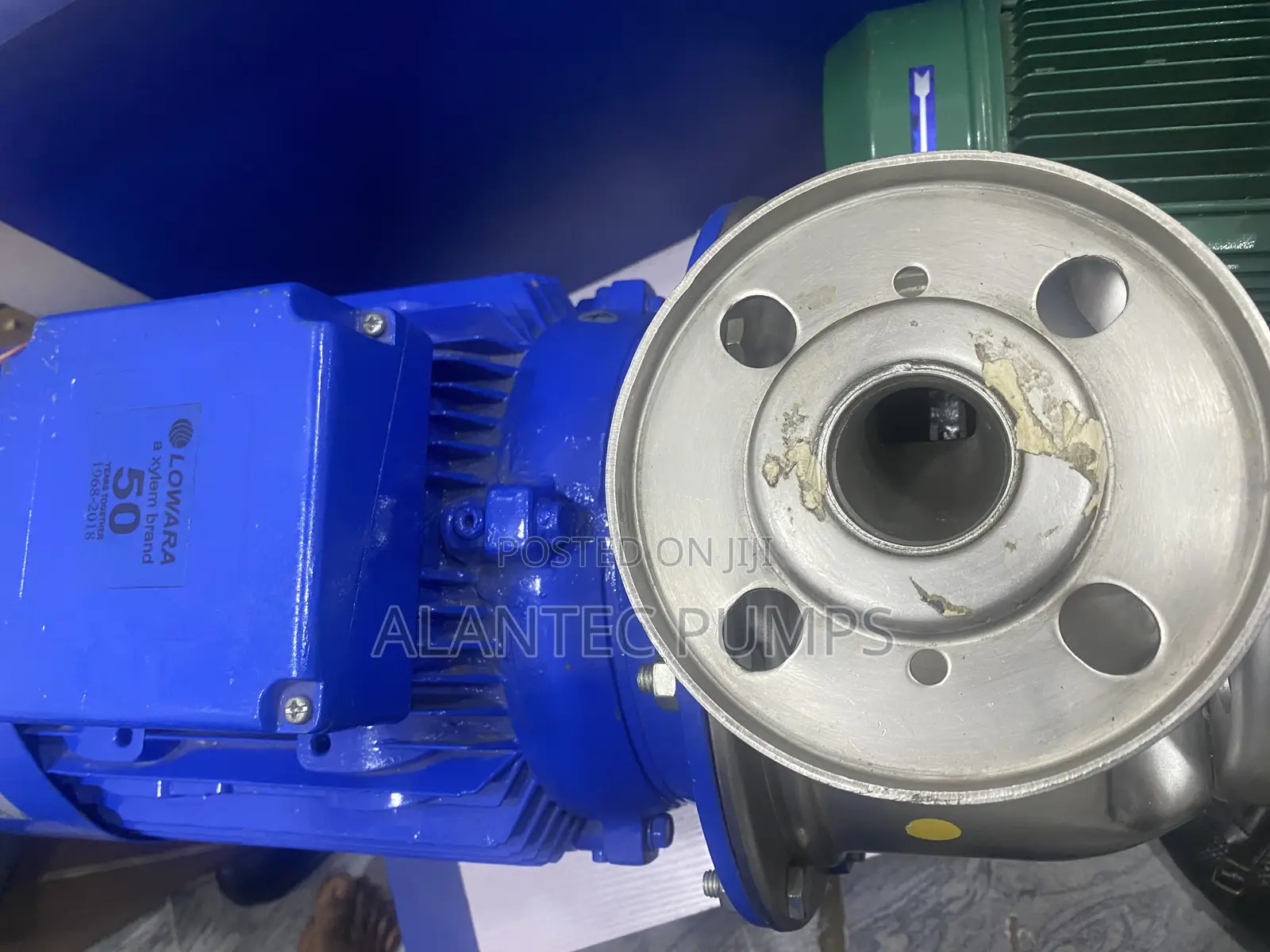 Lowara Close Couple Stainless Head Pump
