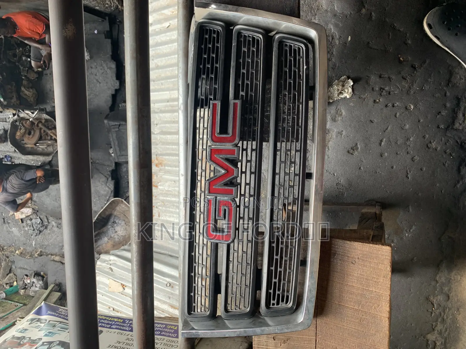 GMC Terrain 2012 Front Grill