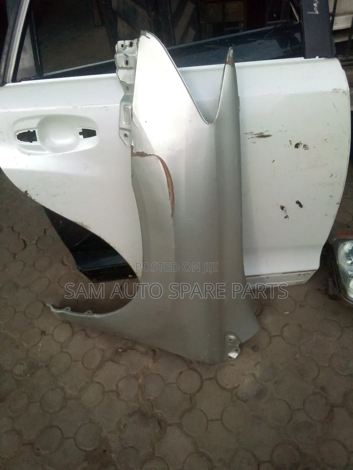 Lexus RX330 Fender Left Side 07