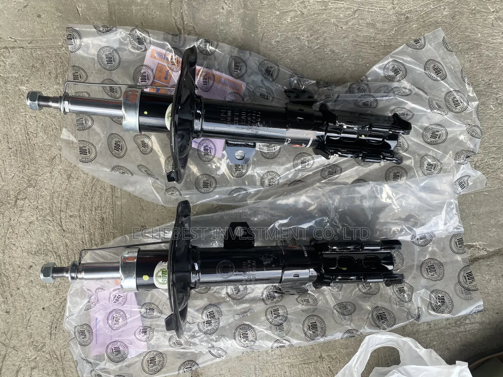 Front Shock Absorber Corolla 2001, 2002, 2003, 2004, 2005.