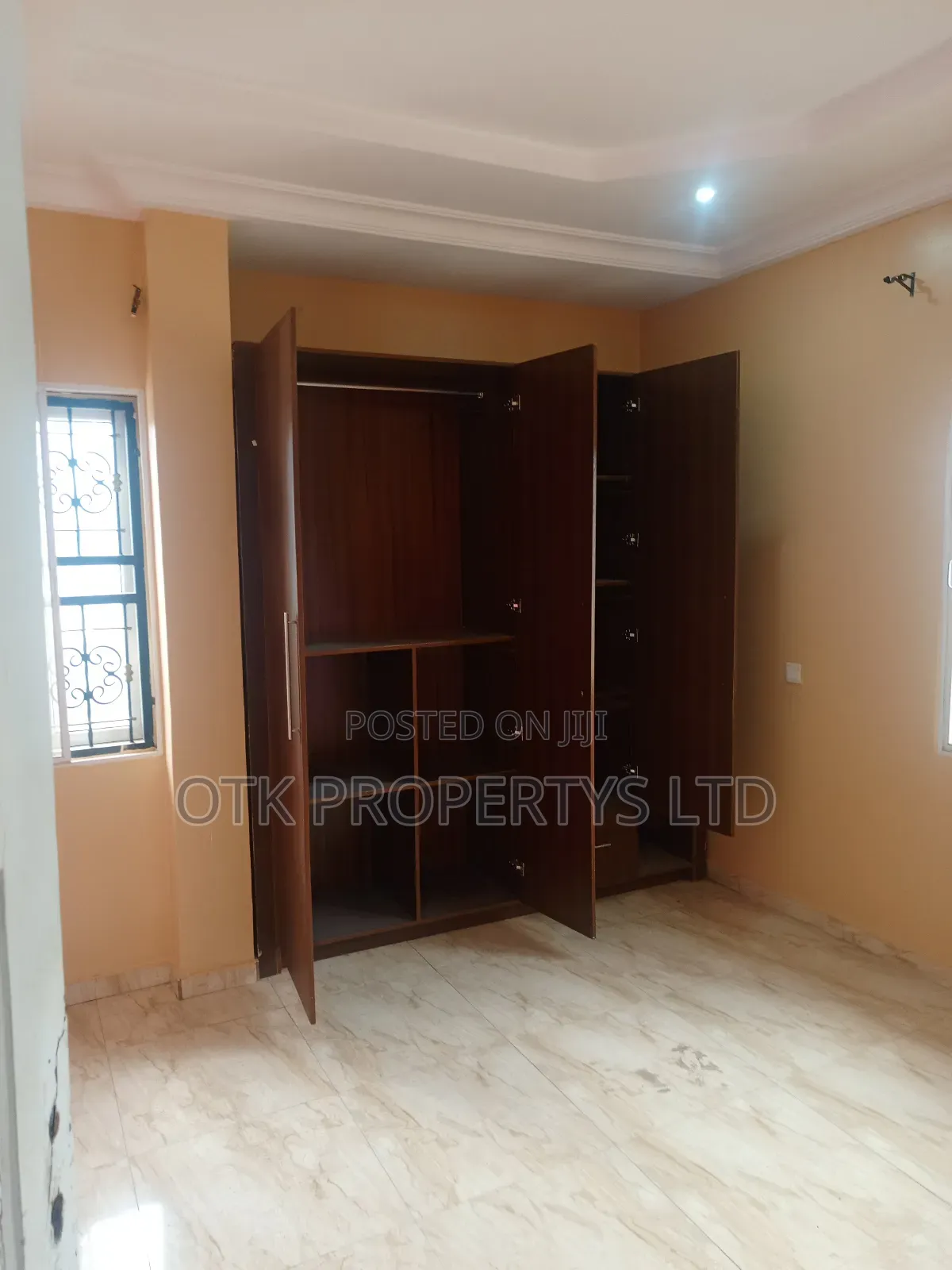 Furnished 2bdrm Block of Flats in Fo1, Kubwa for rent