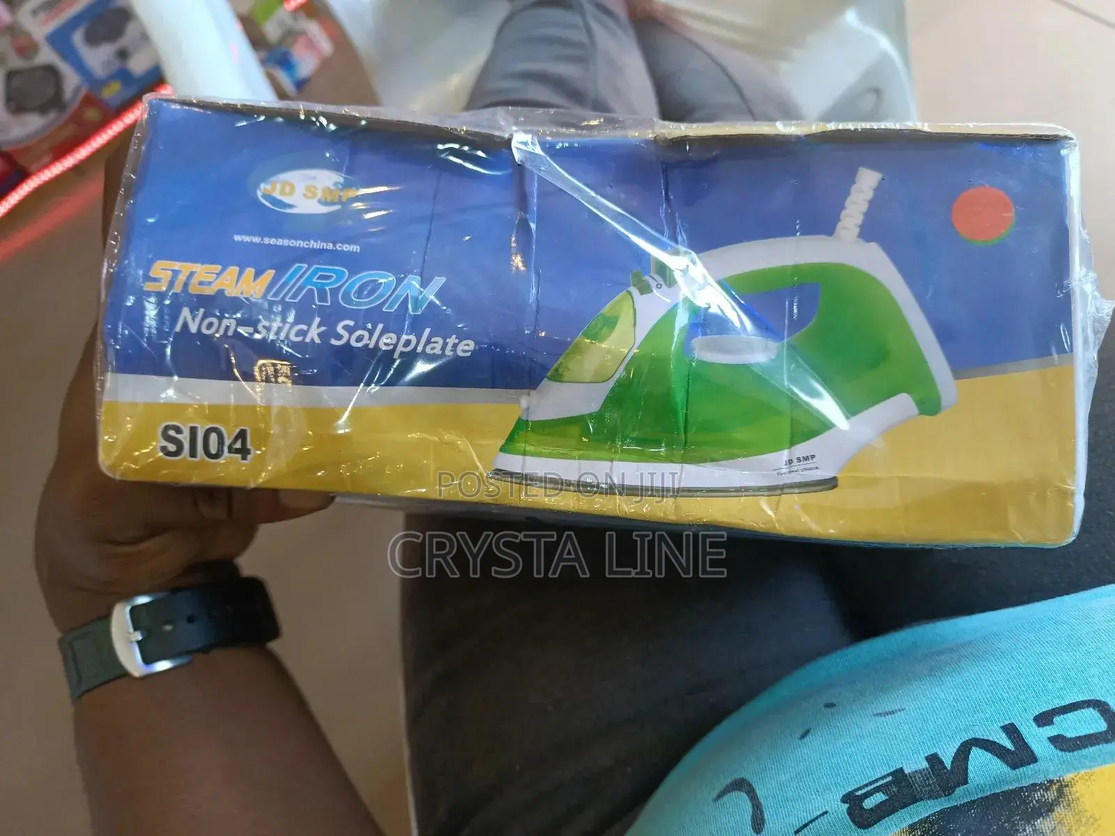 JD Steam Iron With Non Stick Soleplate