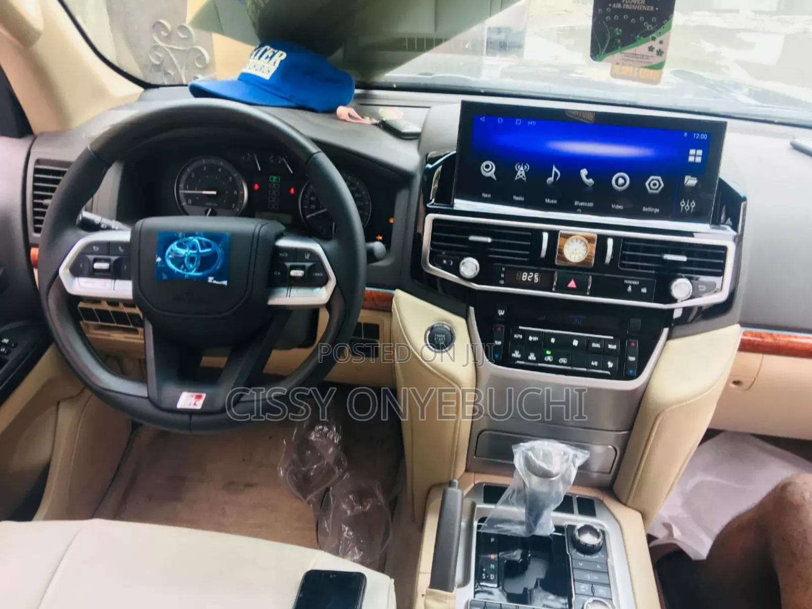 Toyota Landcruiser 2022 Android ,Steering,Console Ac Vents