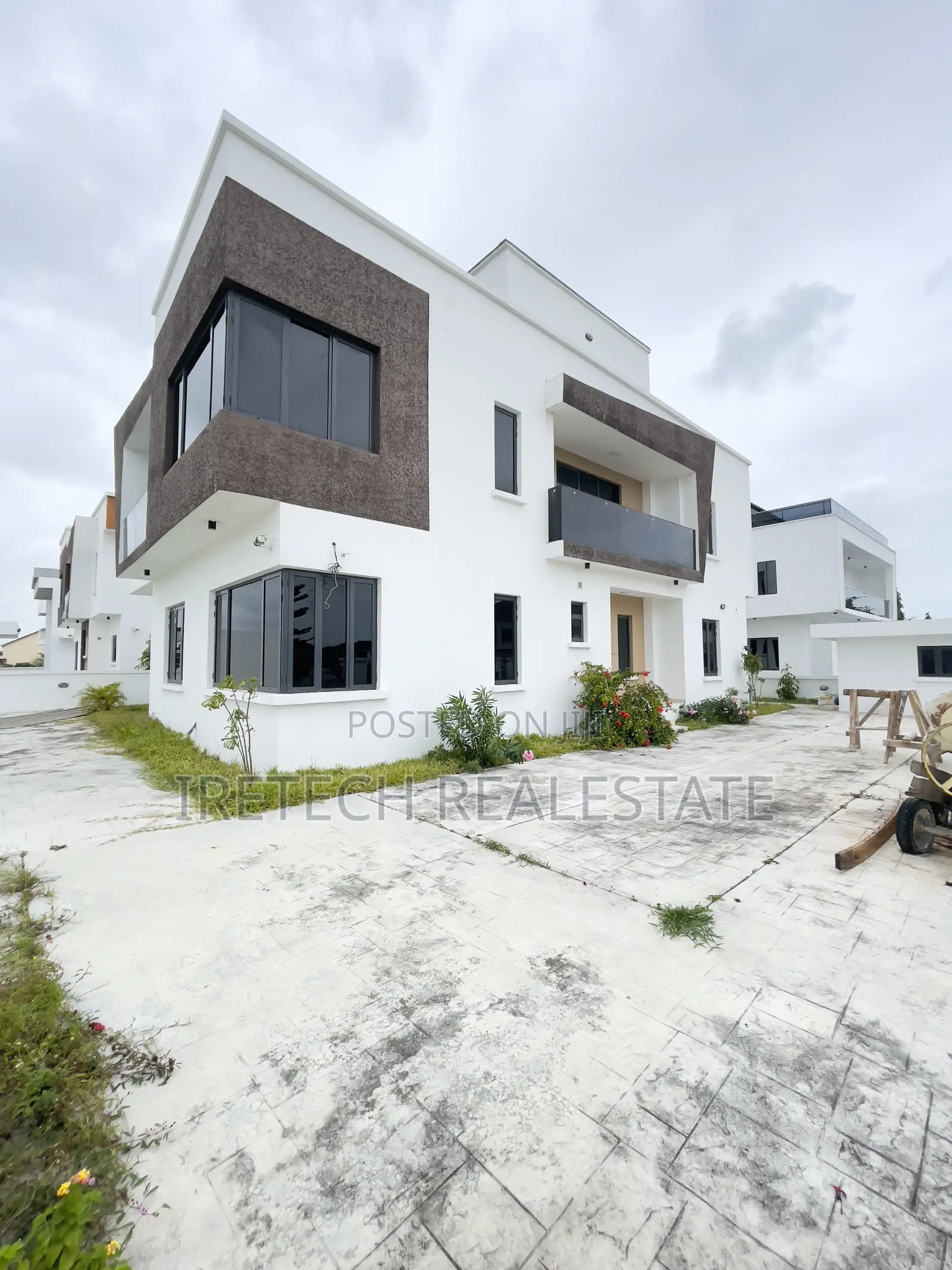 4bdrm Duplex in Ajah Royal Garden, Lekki for sale