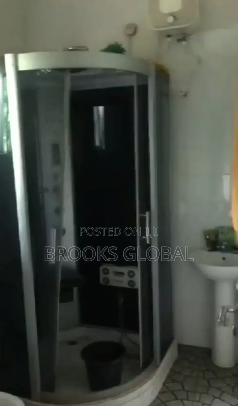 3bdrm Bungalow in Benin City for rent