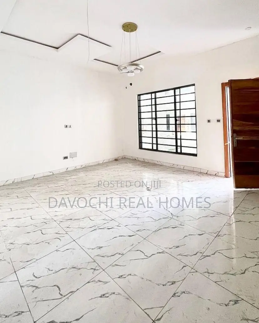 4bdrm Duplex in Ikota for rent