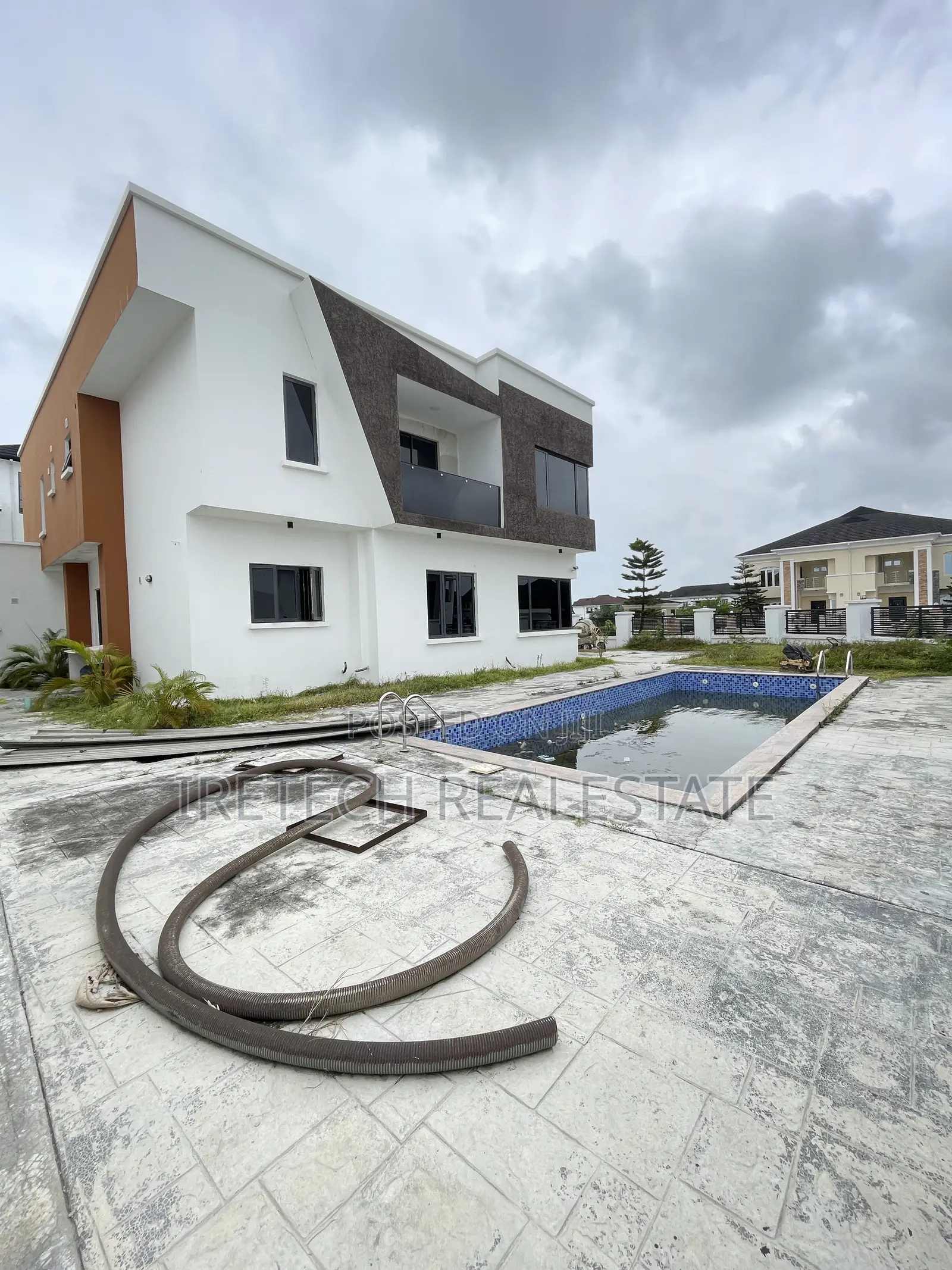 4bdrm Duplex in Ajah Royal Garden, Lekki for sale