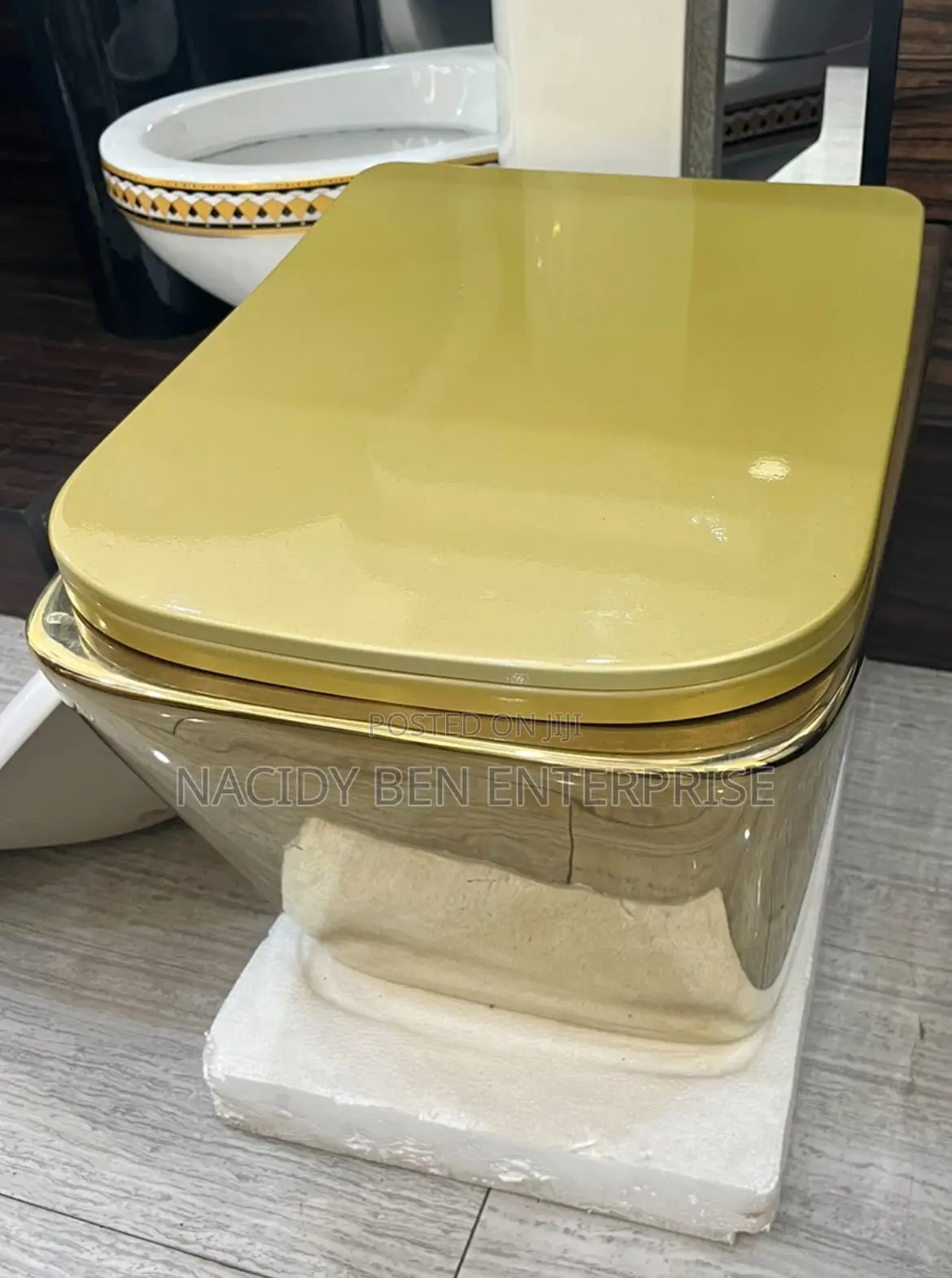 Gold Conceal Water Closet