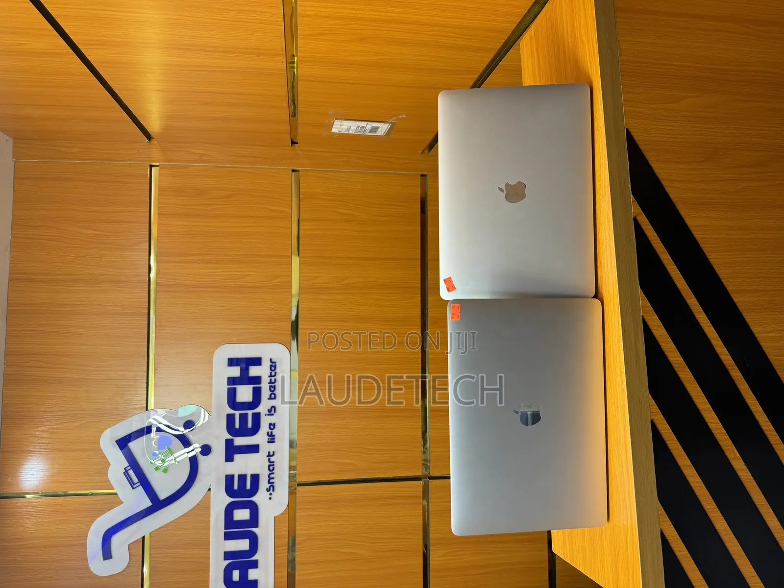 Laptop Apple MacBook Pro 2017 8GB Intel Core I5 SSD 256GB
