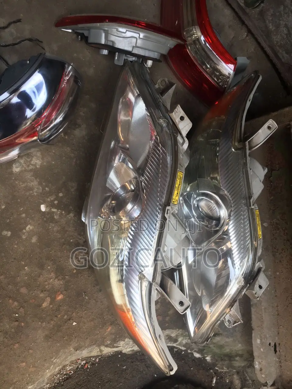 Headlights for Toyota Camry 2010 2012