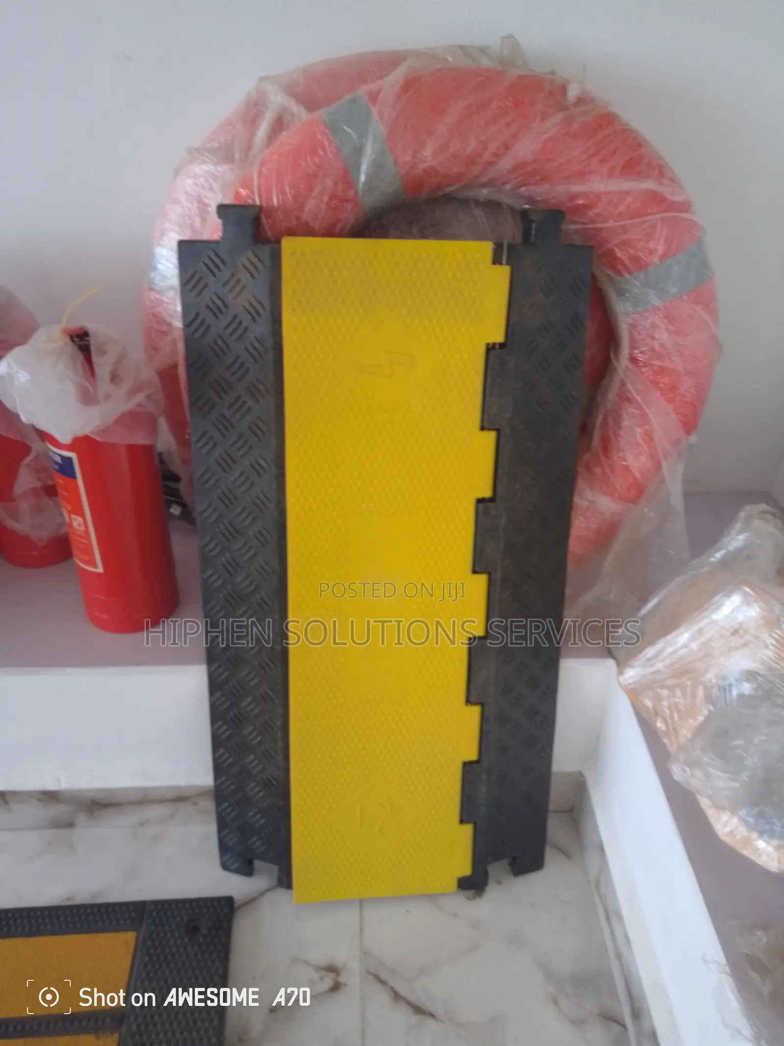 Floor Cord Cover With 4-channel Cables