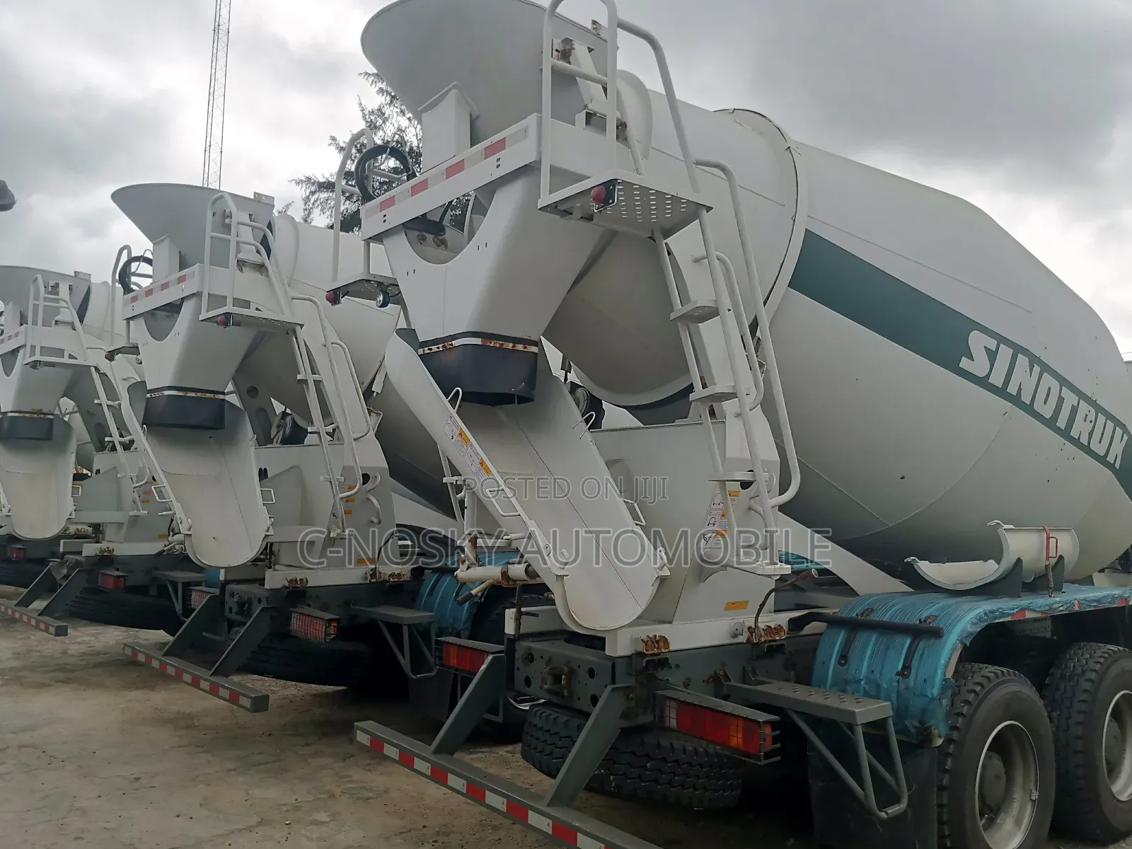 Brand New Cement Concrete Mixer.