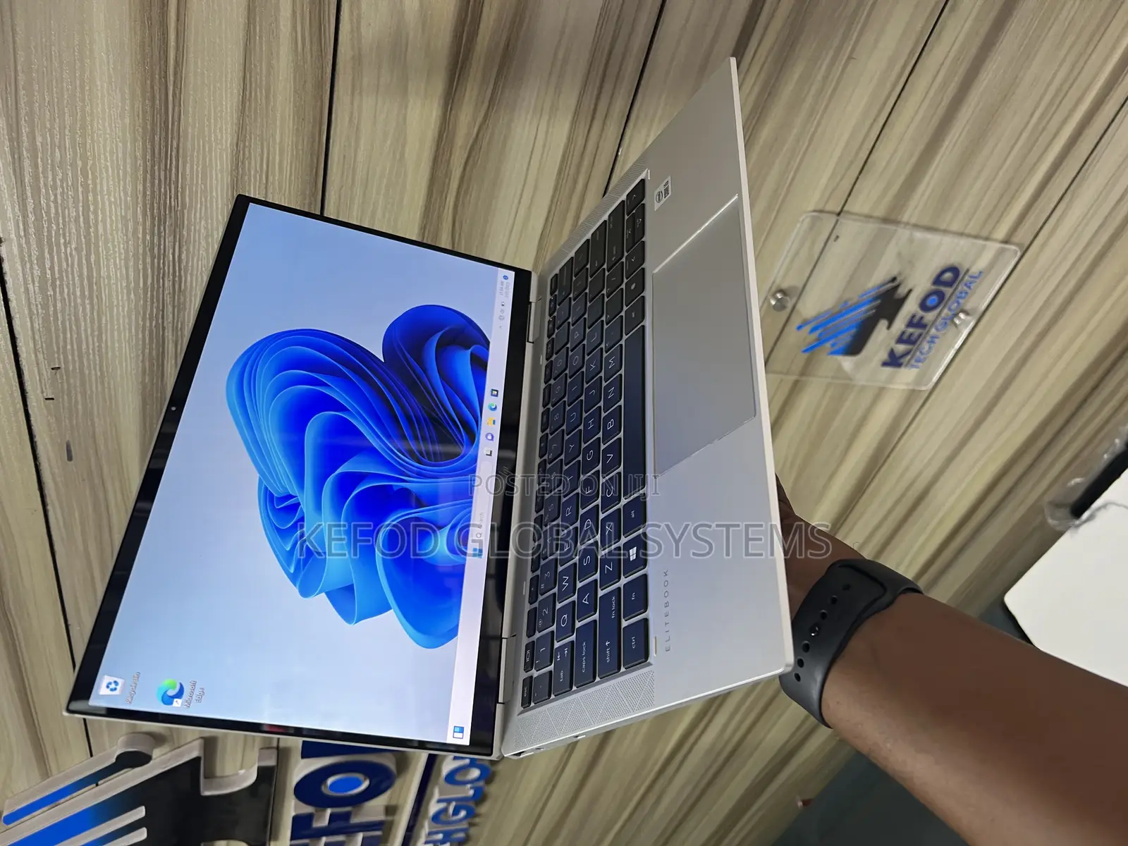 Laptop HP EliteBook X360 1030 G7 8GB Intel Core I5 SSD 256GB