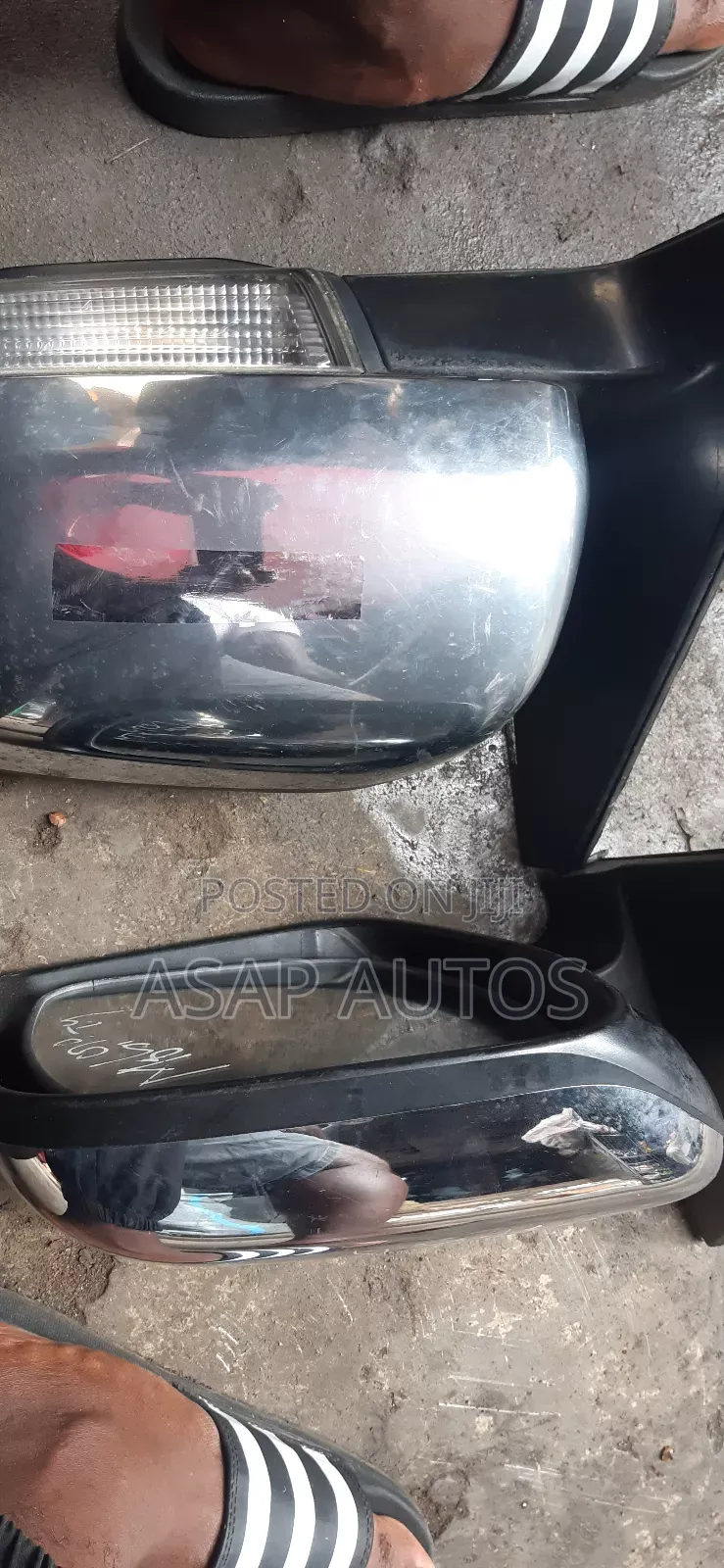Side Mirror Mitsubishi Pajero 2008