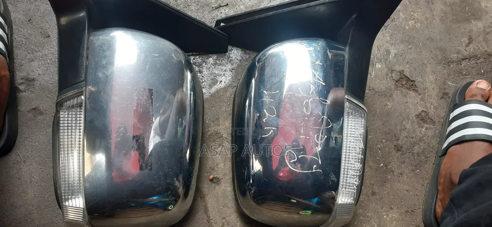 Side Mirror Mitsubishi Pajero 2008
