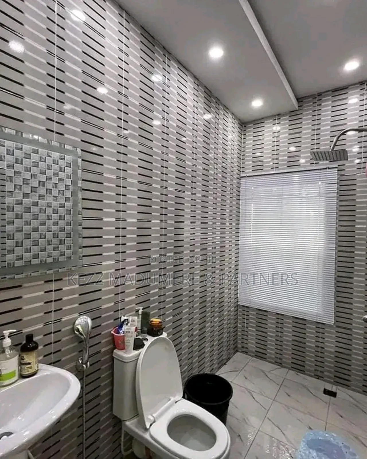 Furnished 4bdrm Bungalow in Abuloma , Trans for sale