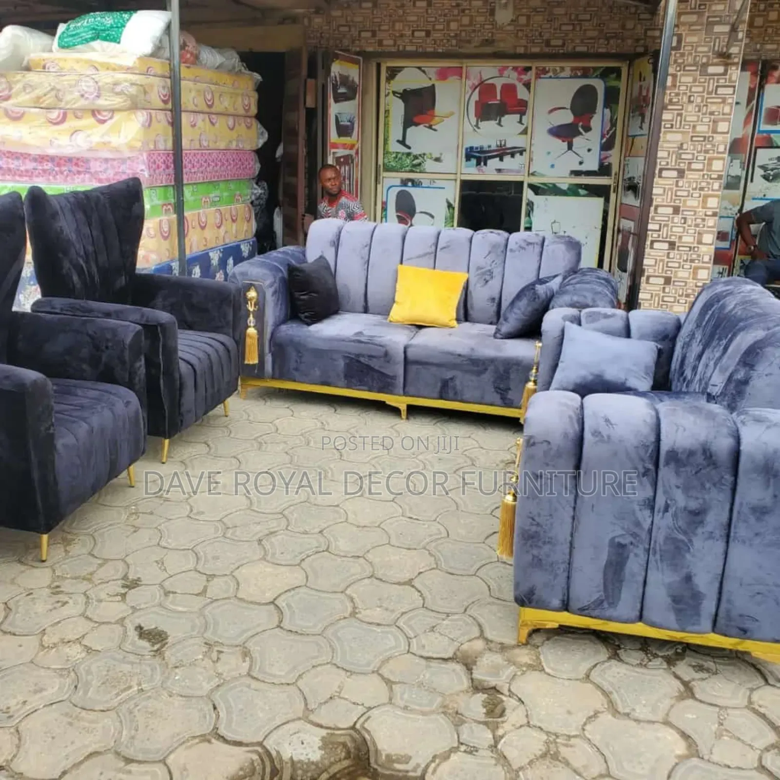 Classic Fabric Sofa Chair.