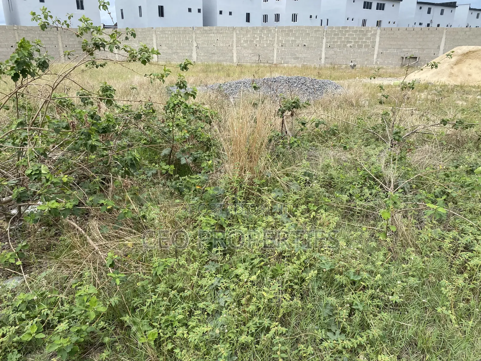 700sqm (Governors Consent) Corner Piece at Fola Oshibo Lekki Phase1
