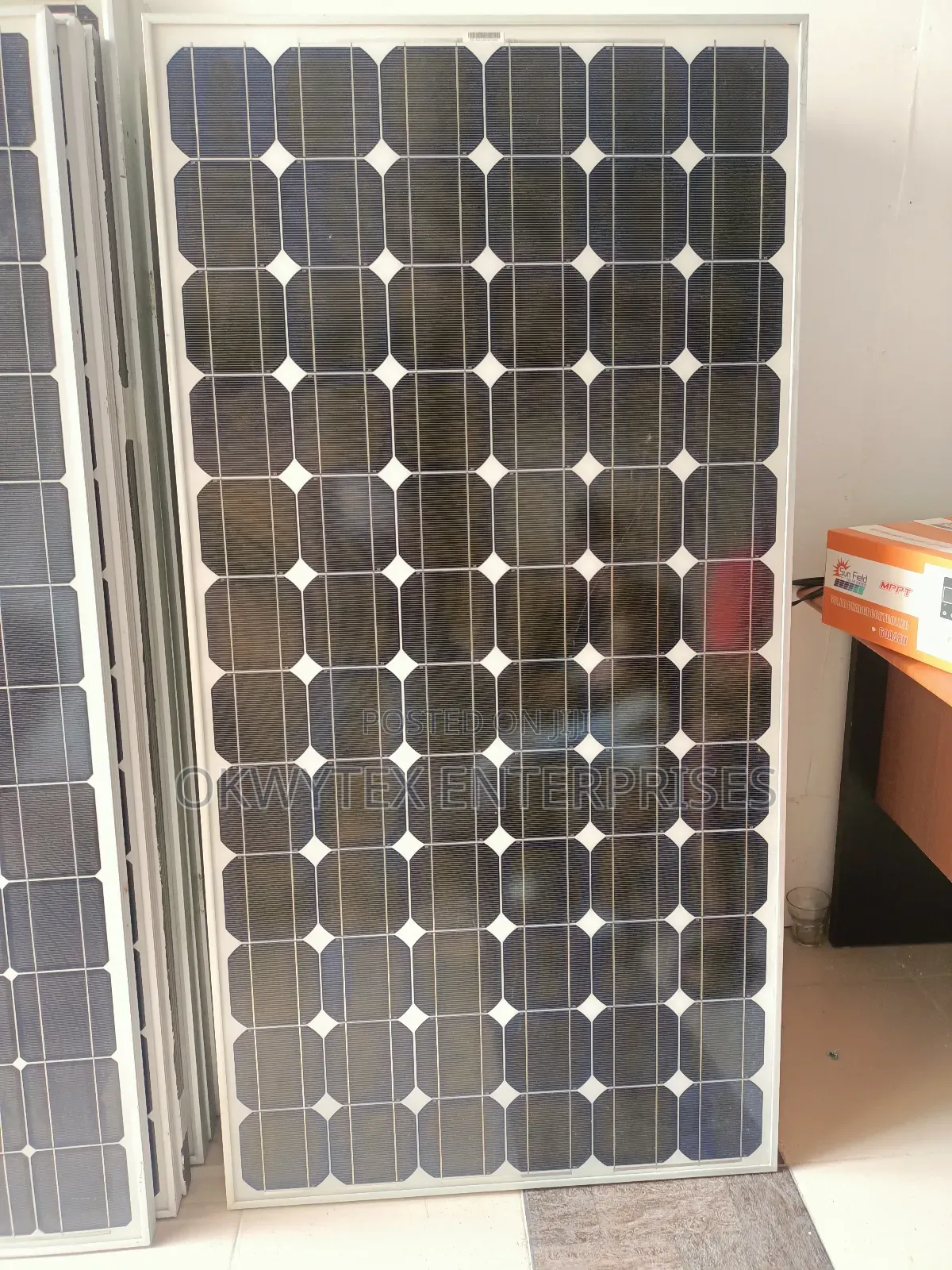 300watts Canadian Mono Solar Panel