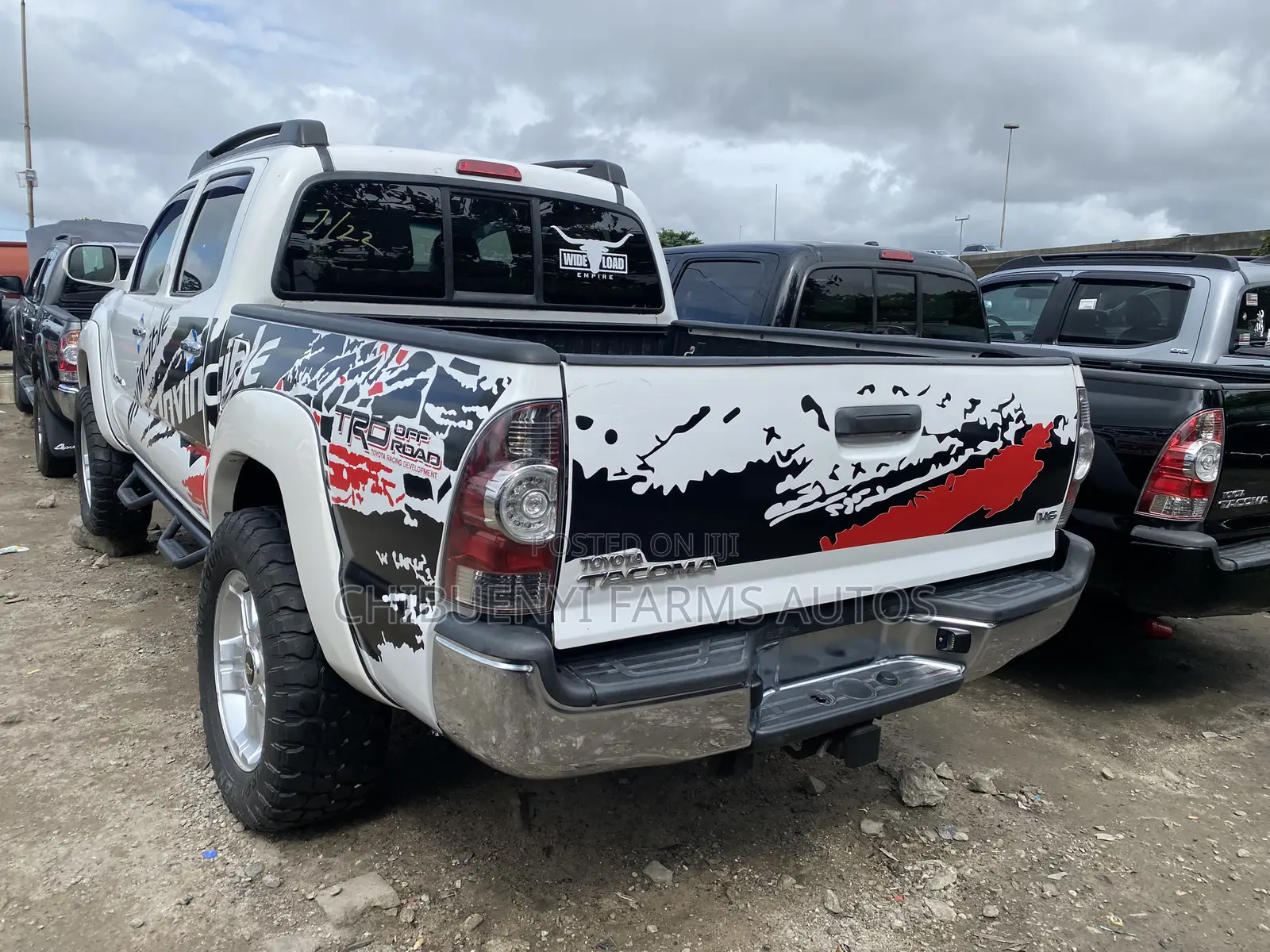Toyota Tacoma V6 4dr Double Cab 4WD 6.1 ft. SB (4.0L 6cyl 5A) 2015