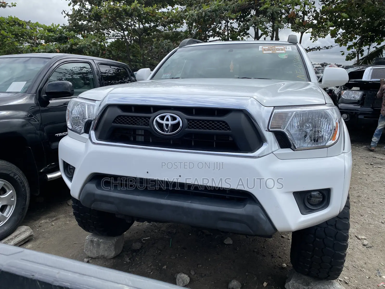 Toyota Tacoma V6 4dr Double Cab 4WD 6.1 ft. SB (4.0L 6cyl 5A) 2015