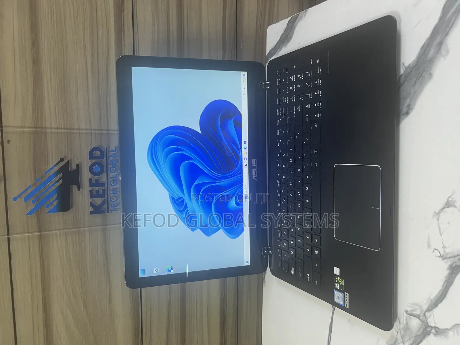 Laptop Asus Q524UQ 16GB Intel Core I7 SSD 512GB