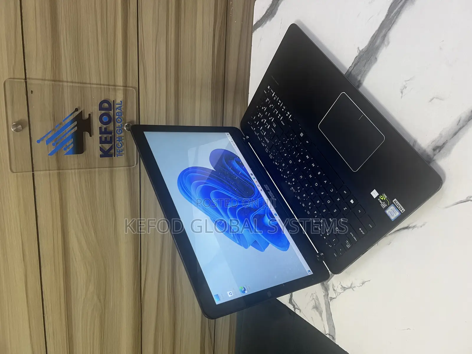 Laptop Asus Q524UQ 16GB Intel Core I7 SSD 512GB