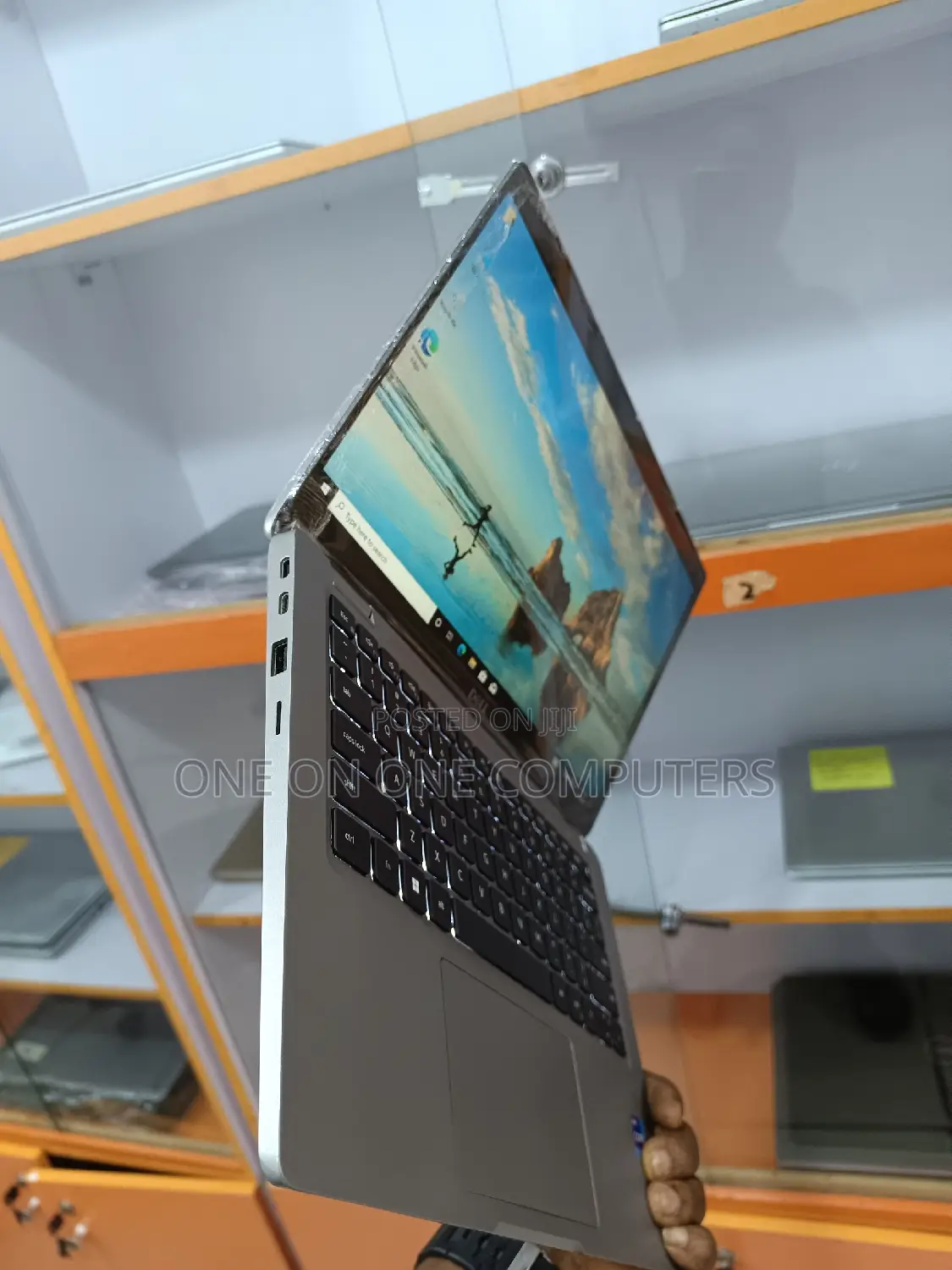 Laptop Dell Latitude 5320 16GB Intel Core I7 SSD 512GB