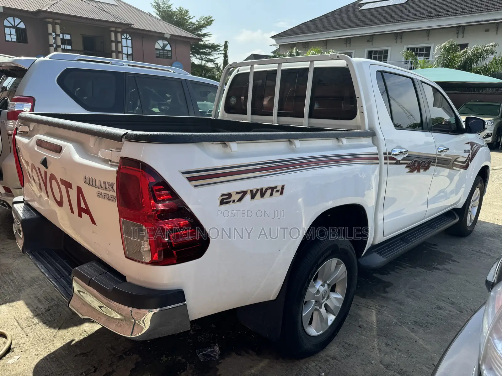 Toyota Hilux 2019 White