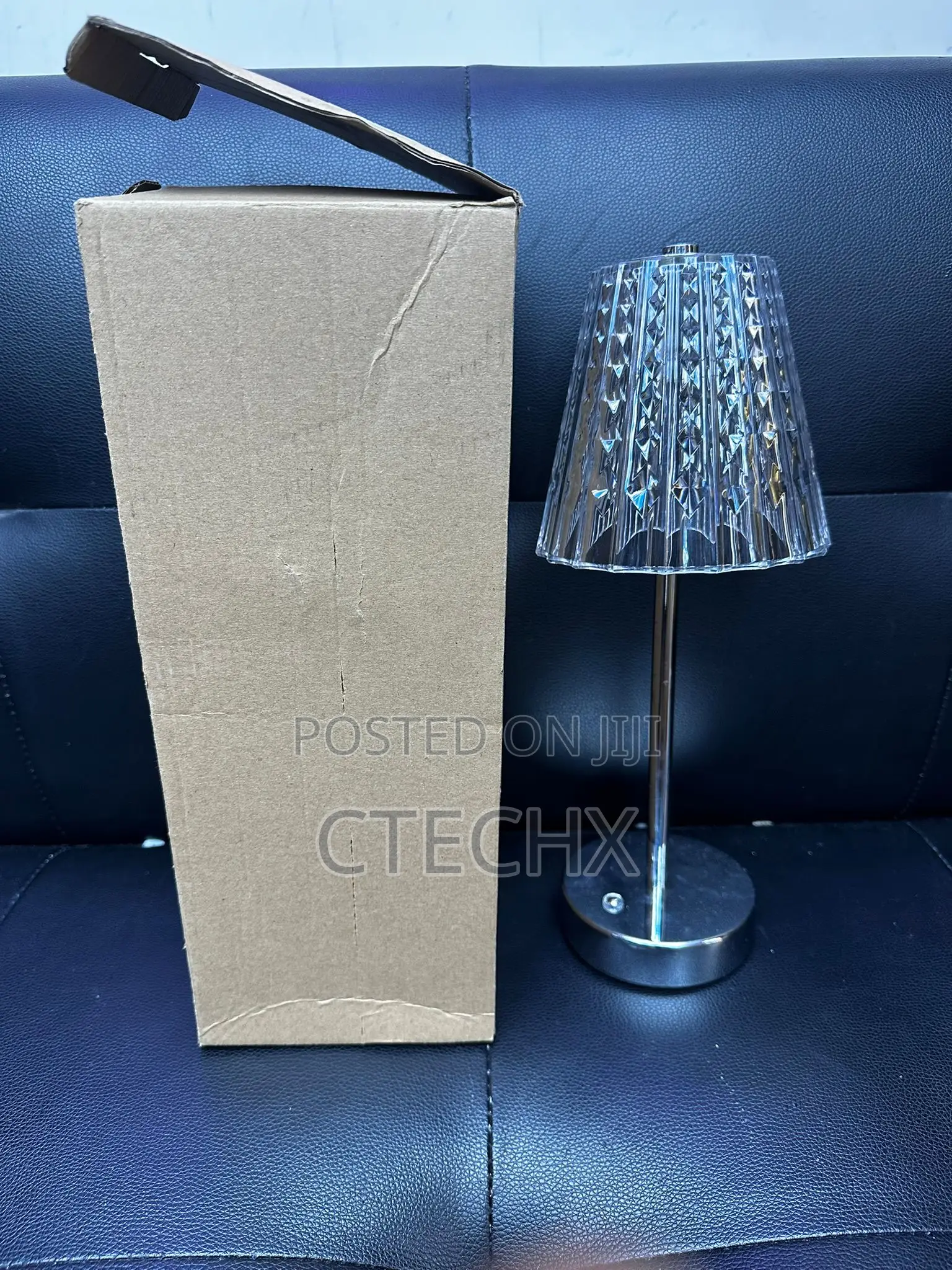 Vintage Flower Lamp, Rechargeable 3 Colors Bedside Lamp