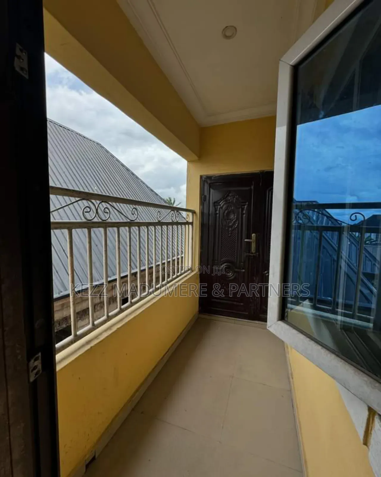6bdrm Block of Flats in Ozuoba , Port for sale