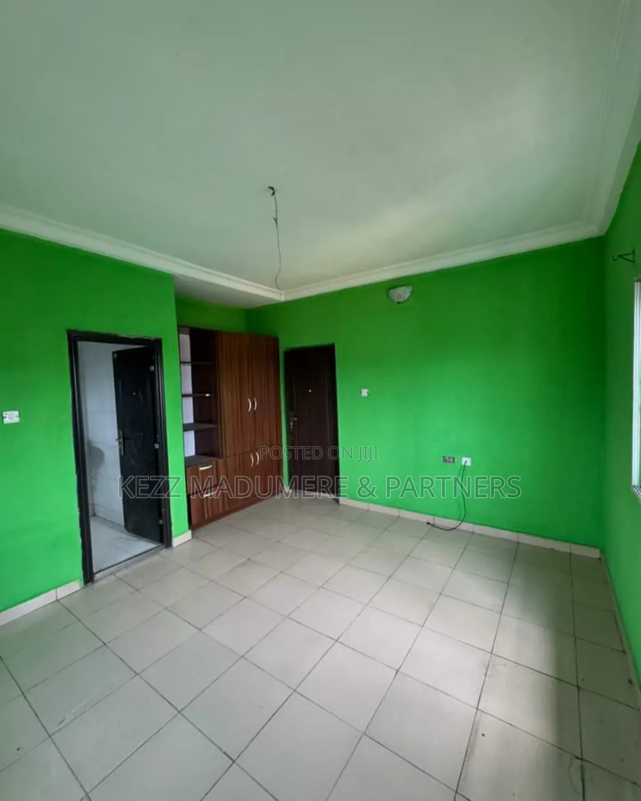 6bdrm Block of Flats in Ozuoba , Port for sale
