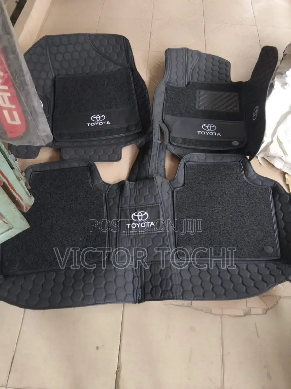 Customized Detachable Footmat for Toyota Avalon