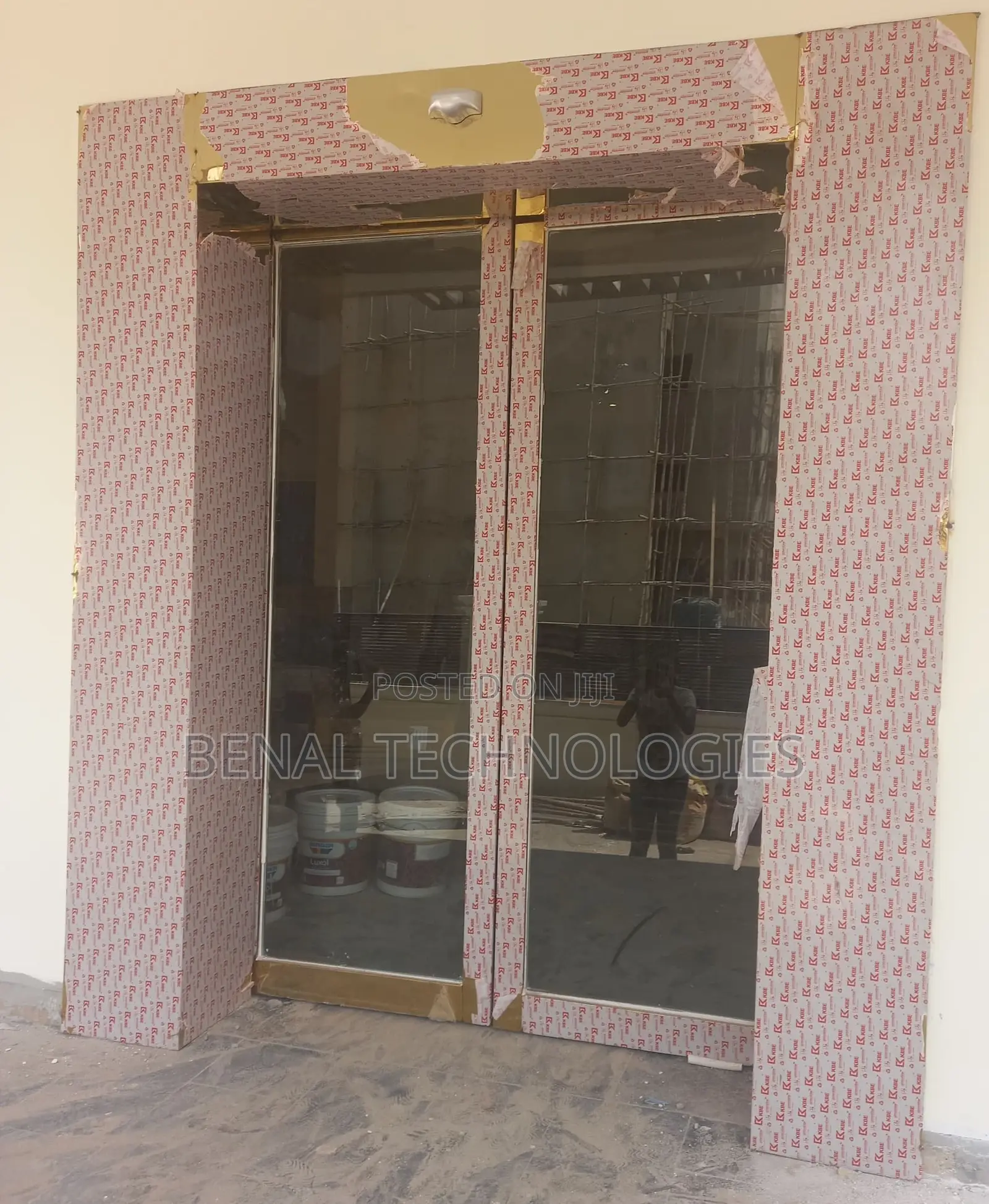 Motion Sensor Glass Door for Seamless Entry
