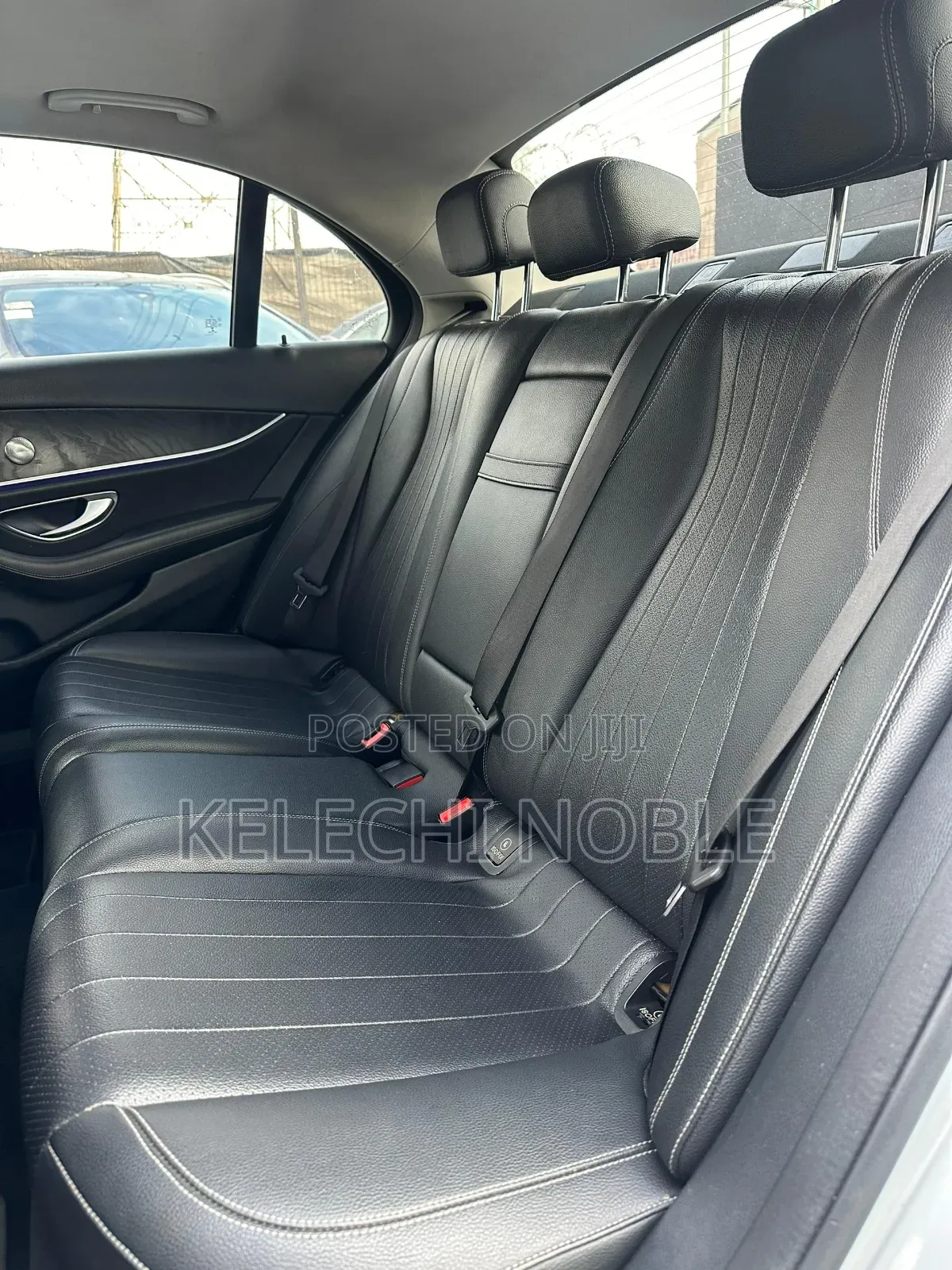 Mercedes-Benz E300 4Matic AWD Sedan (2.0L 4cyl 9A) 2017 Silver