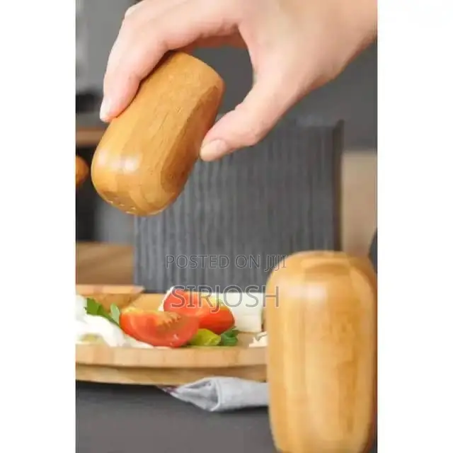 Bamboo Salt Pepper Shaker
