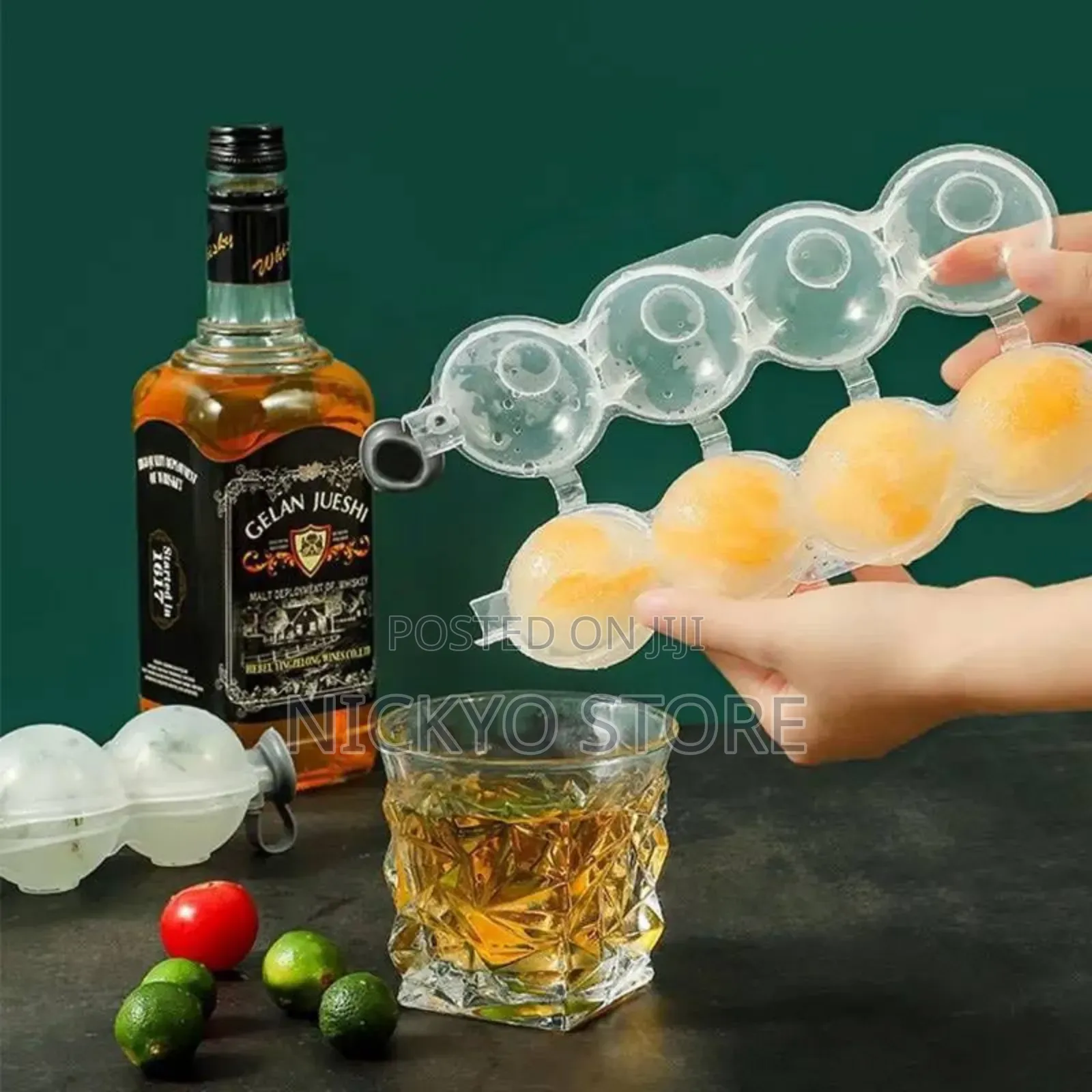4 Cavity Round Plastic Ice Mould Ice Ball Maker