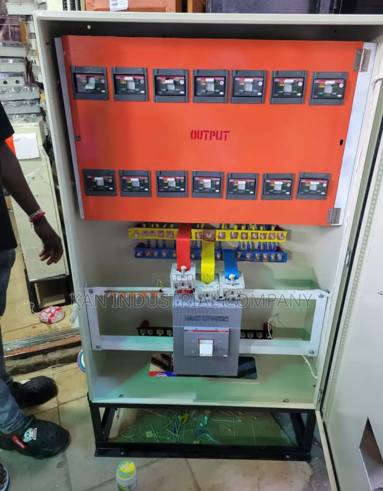 800amps Breaker With Outgoing