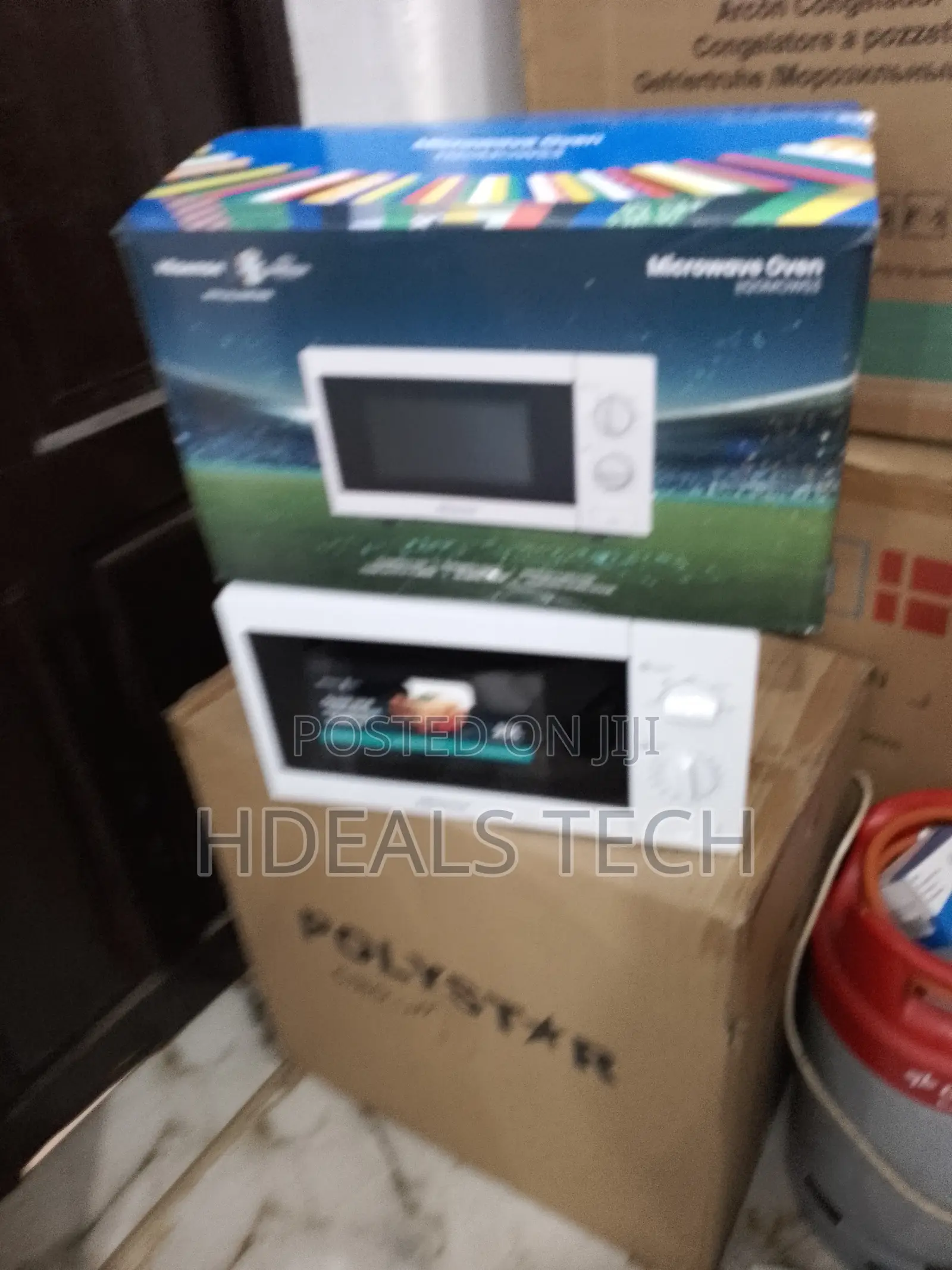 Easy -to - Use Hisense 20L Microwaves Oven < White
